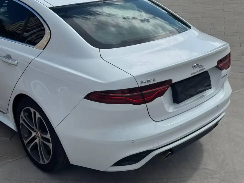 Jaguar 2021 XEL 2.0T 250PS R-DYNAMIC HSE Luxury Sports Edition Automatic Gear 7