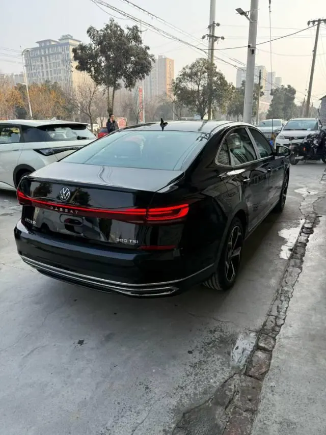 Volkswagen 2026 Passat 2.0TSI 380TSI outstanding star dragon version automatic gear 6