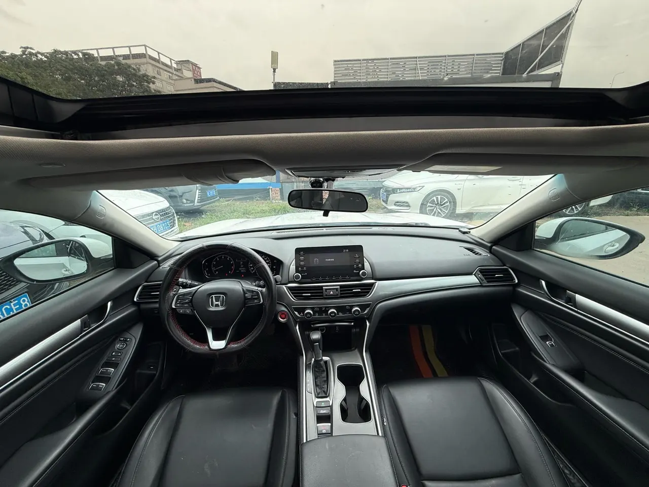 Honda 2021 10th Generation Accord 1.5T Stepless 260TURBO Luxury Star Limited Edition Automatic Gear 5