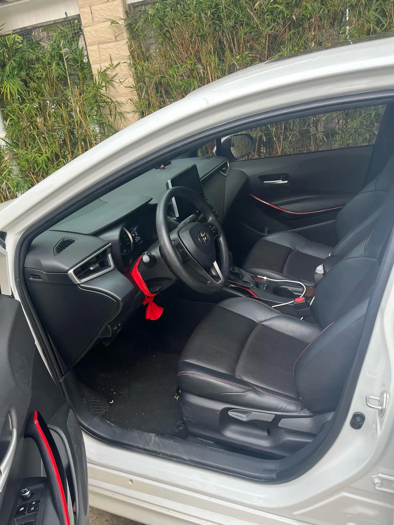 Toyota 2022 Lei Ling 1.2T Stepless 185T Sports Edition Automatic Gear 2
