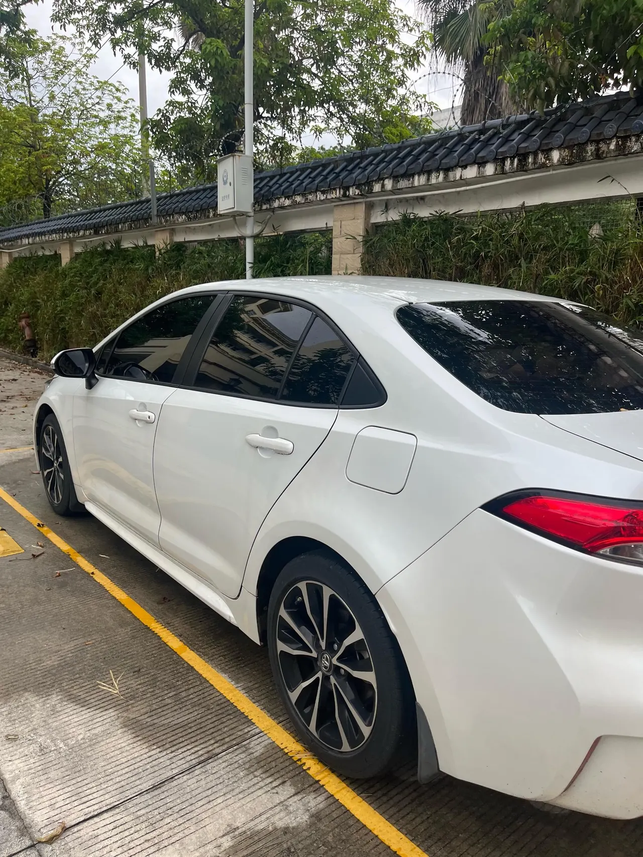 Toyota 2022 Lei Ling 1.2T Stepless 185T Sports Edition Automatic Gear 4
