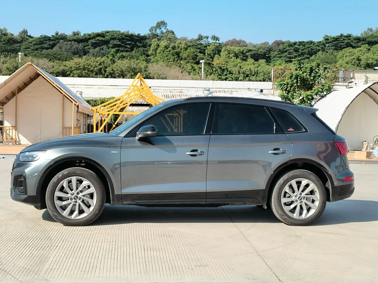 Audi 2022 Q5L 2.0TFSI 40TFSI luxury dynamic automatic 2
