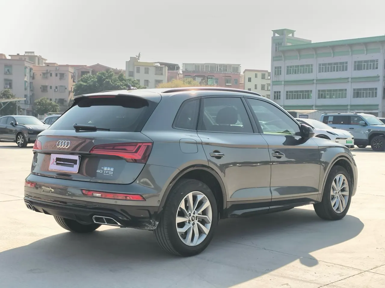 Audi 2022 Q5L 2.0TFSI 40TFSI luxury dynamic automatic 3