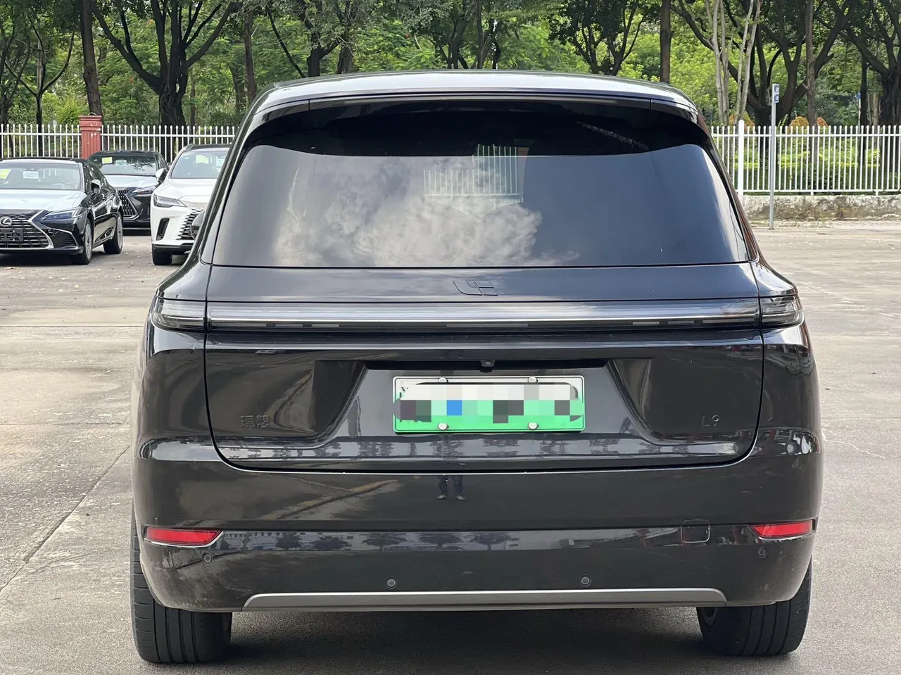 Li 2022 L9 1.5T Max Edition Automatic Gear 8
