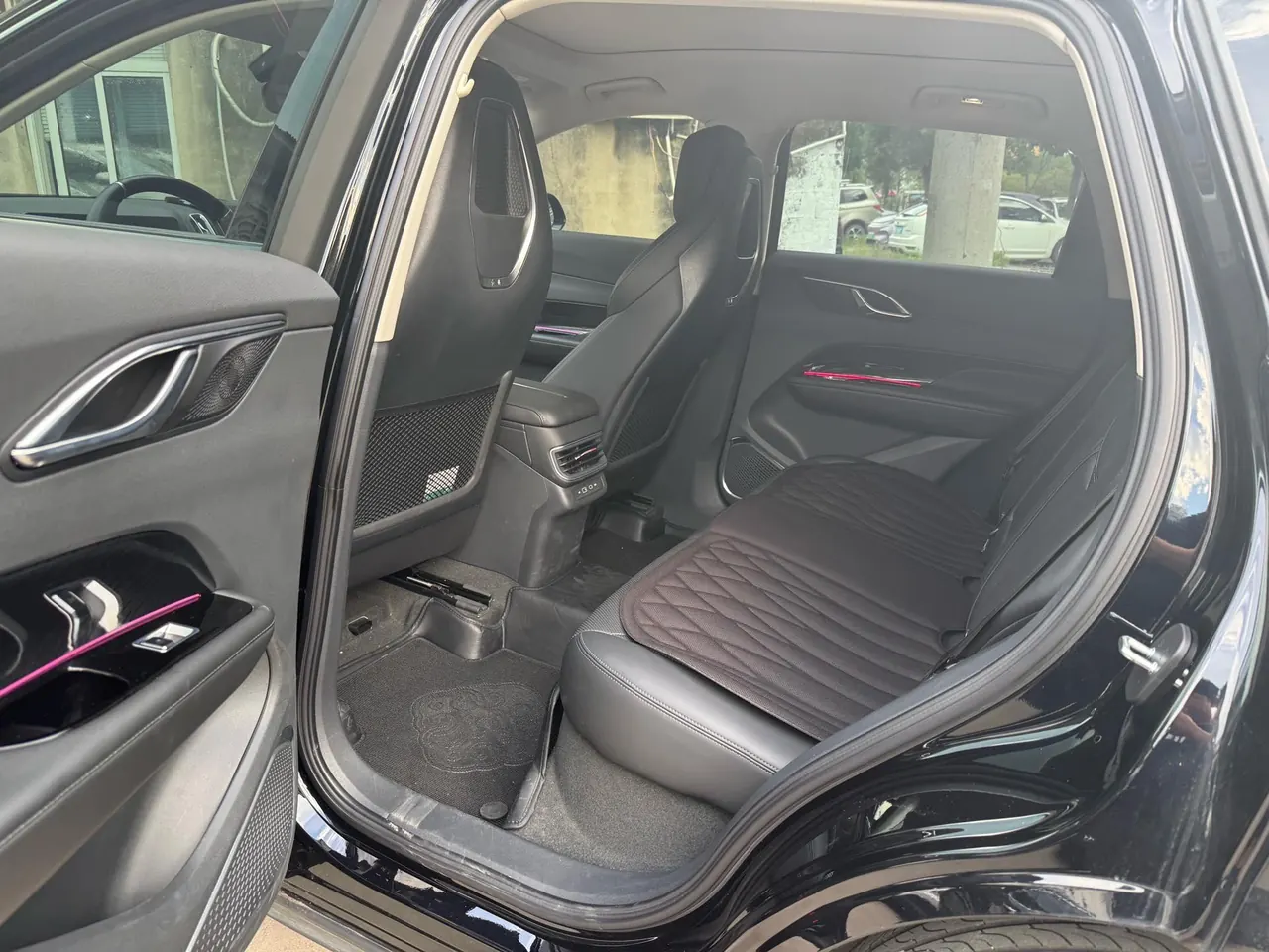 HongQi 2024 HS3 PHEV 1.5T 115km Strong Edition Automatic Gear 2