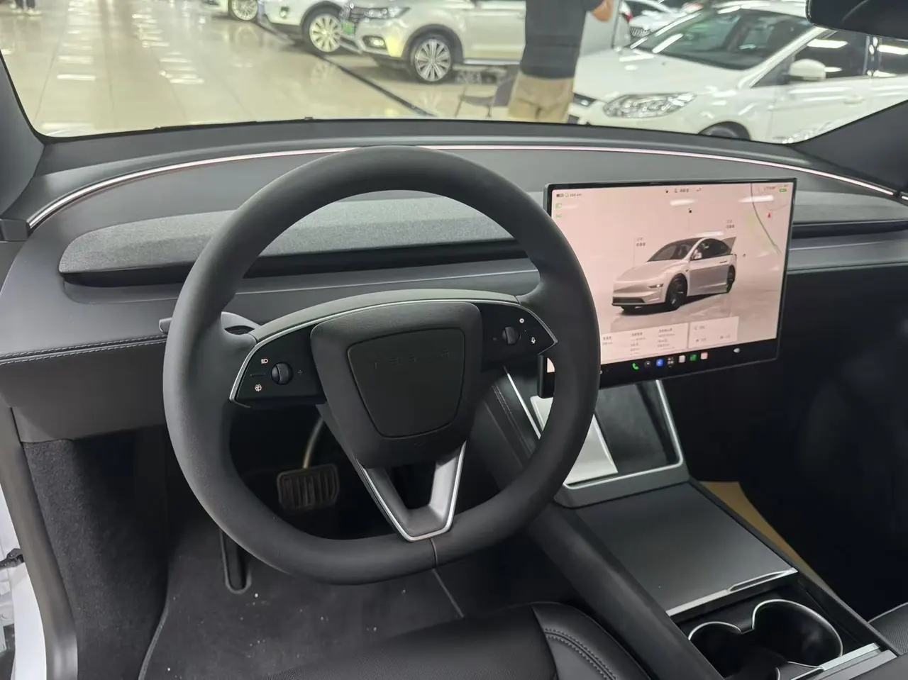 Tesla 2026 Model Y Rear-Wheel-Drive Automatic 5
