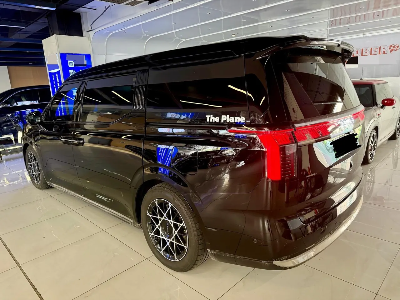 Zeekr 2024 Zeekr 009 six-seat executive version four-wheel drive 108kWh automatic gear 5