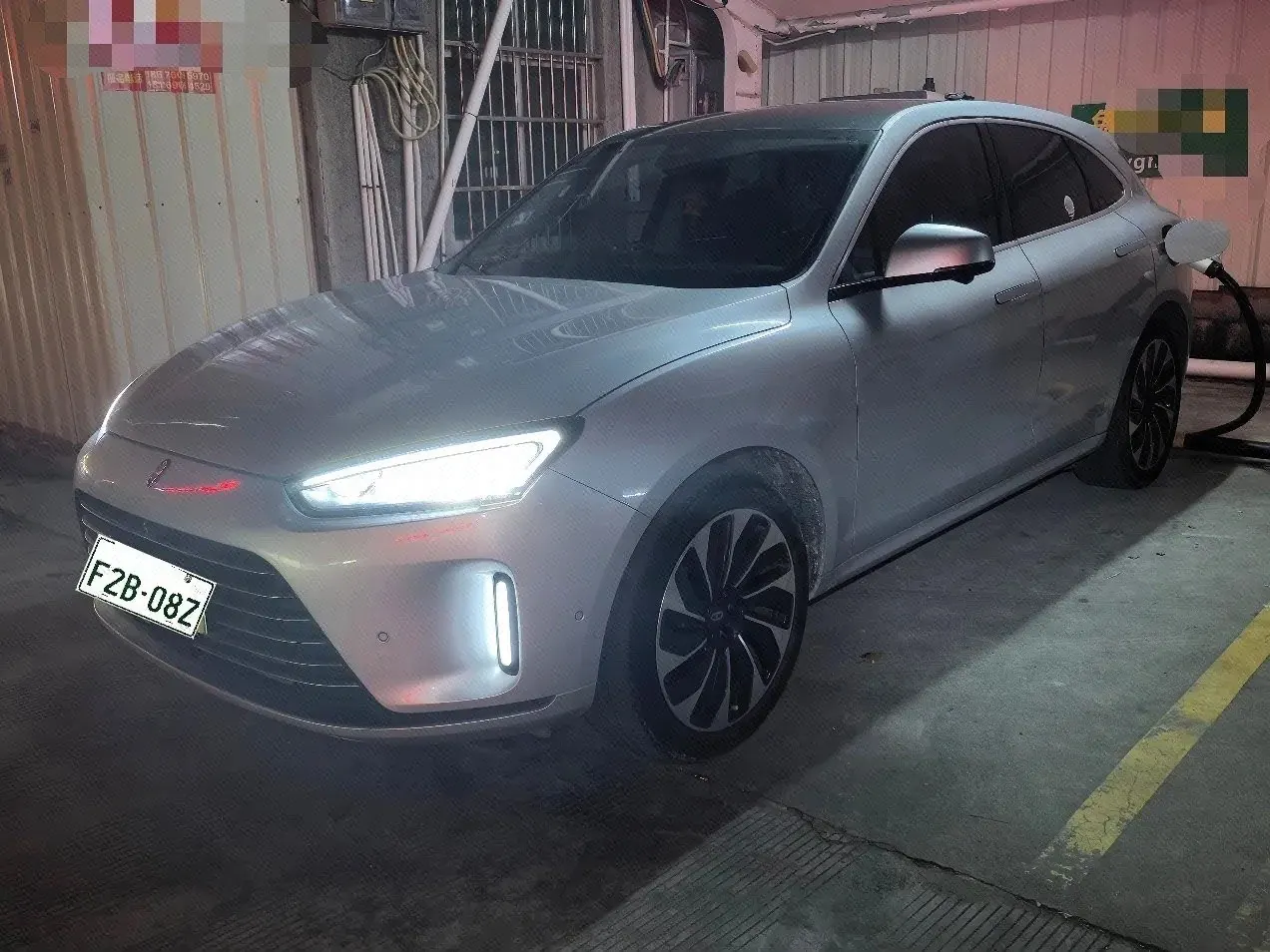 Open image lightbox: AITO 2022 AITO M5 1.5T Four-wheel Drive Performance Edition Automatic Gear