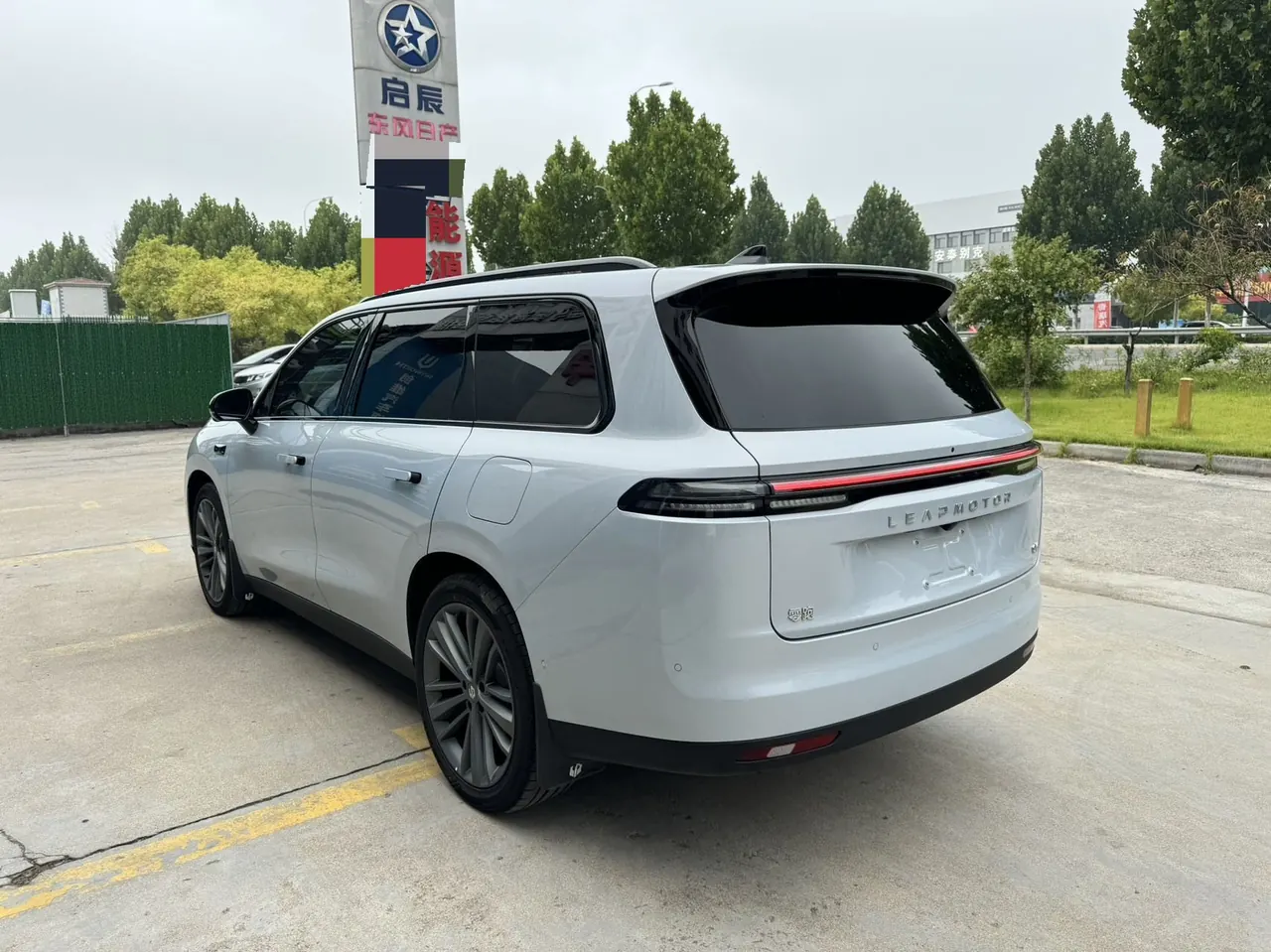 Leapmotor 2026 C 16 630 Laser Radar Edition 6-seat Automatic Gear 7