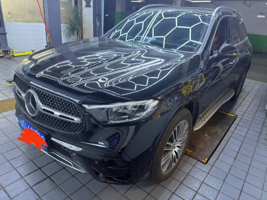 打开图片灯箱:Mercedes Benz 2026 GLC 300 L 4MATIC 48V 2.0T dynamic 5-seat automatic gear