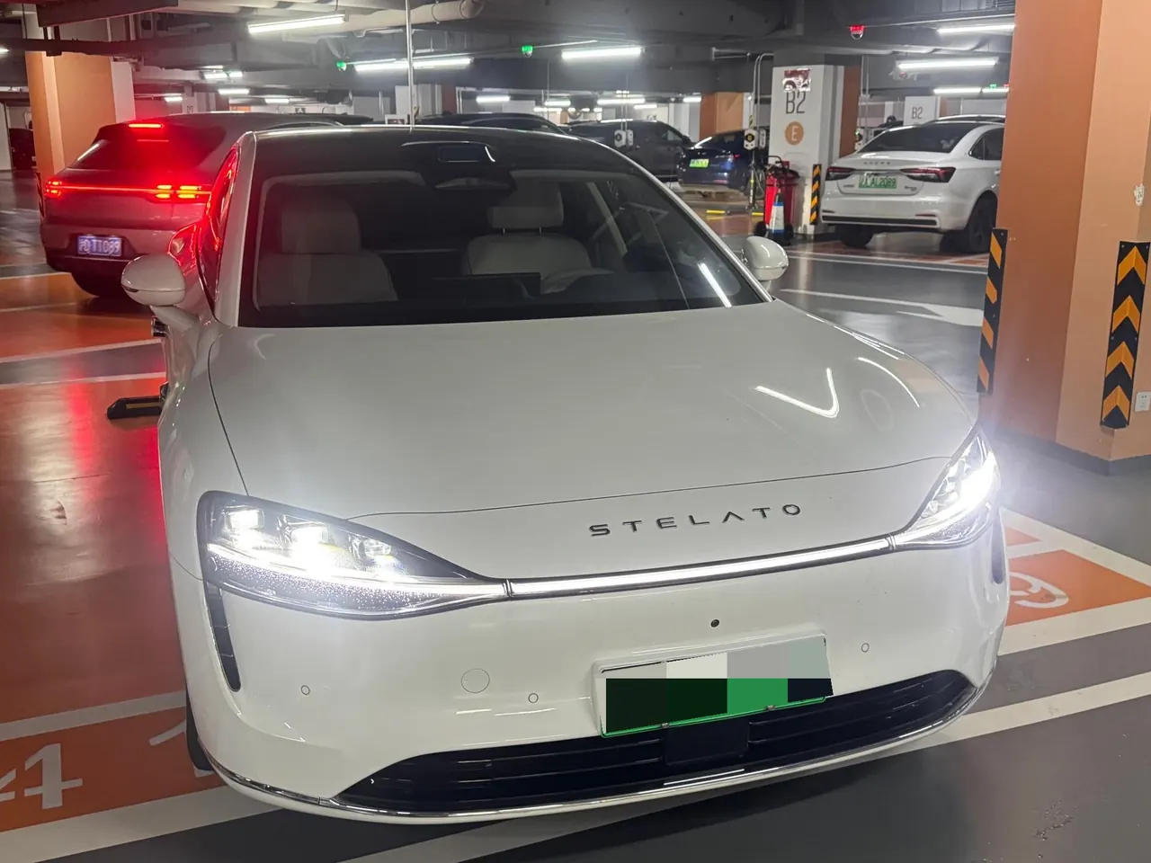 Luxeed 2024 S9 Ultra 4-wheel drive flagship automatic gear 2