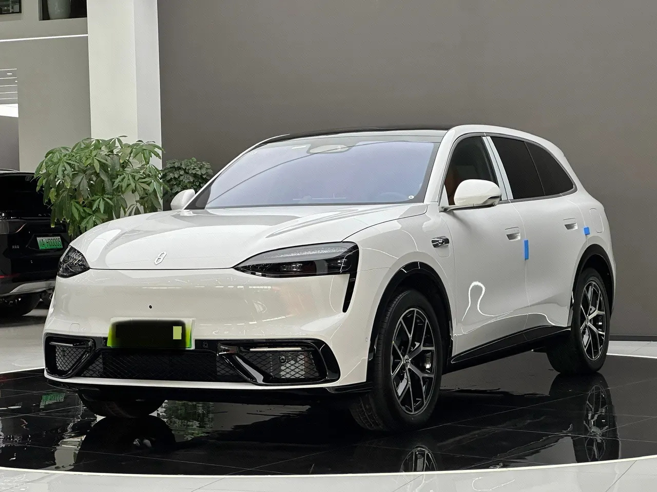 Open image lightbox: AITO 2026 AITO M6 EV Max automatic transmission