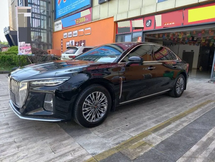 Open image lightbox: HongQi 2024 H5 1.5T Zhilian Flag Rhyme Edition Automatic Gear