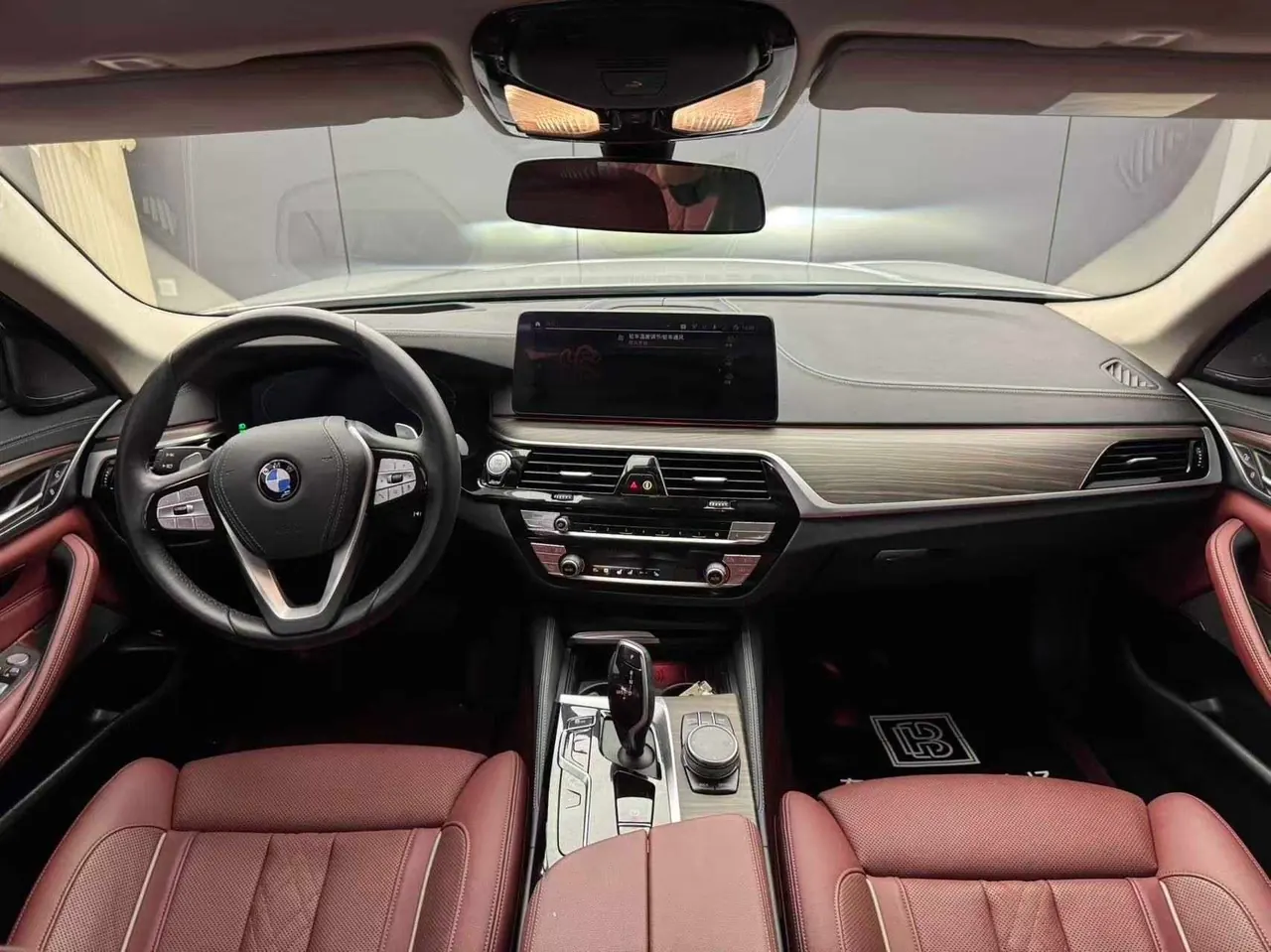 BMW 5 Series 2022 530Li 2.0T Leading M Sports Suit (Change 2) Automatic Gear 6