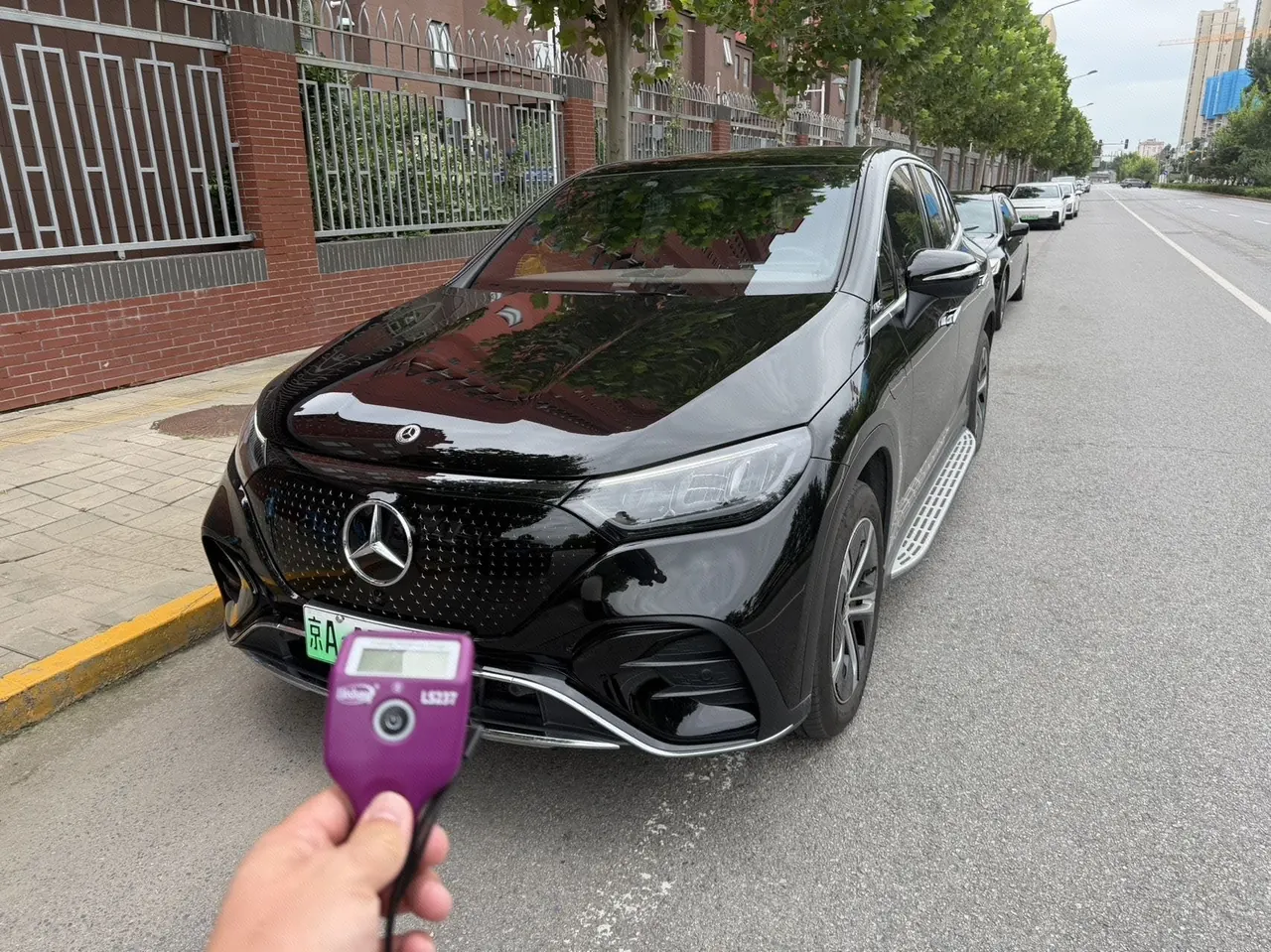 打开图片灯箱:Mercedes Benz 2024 EQE SUV 500 4MATIC EQE SUV 500 4MATIC Pioneer Edition Automatic