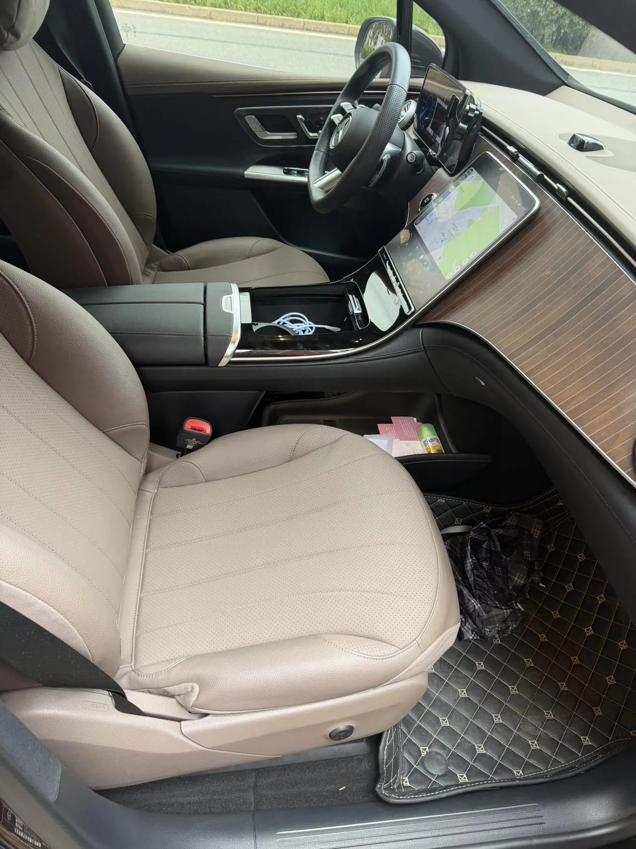 Mercedes Benz 2024 EQE SUV 500 4MATIC EQE SUV 500 4MATIC Pioneer Edition Automatic 2