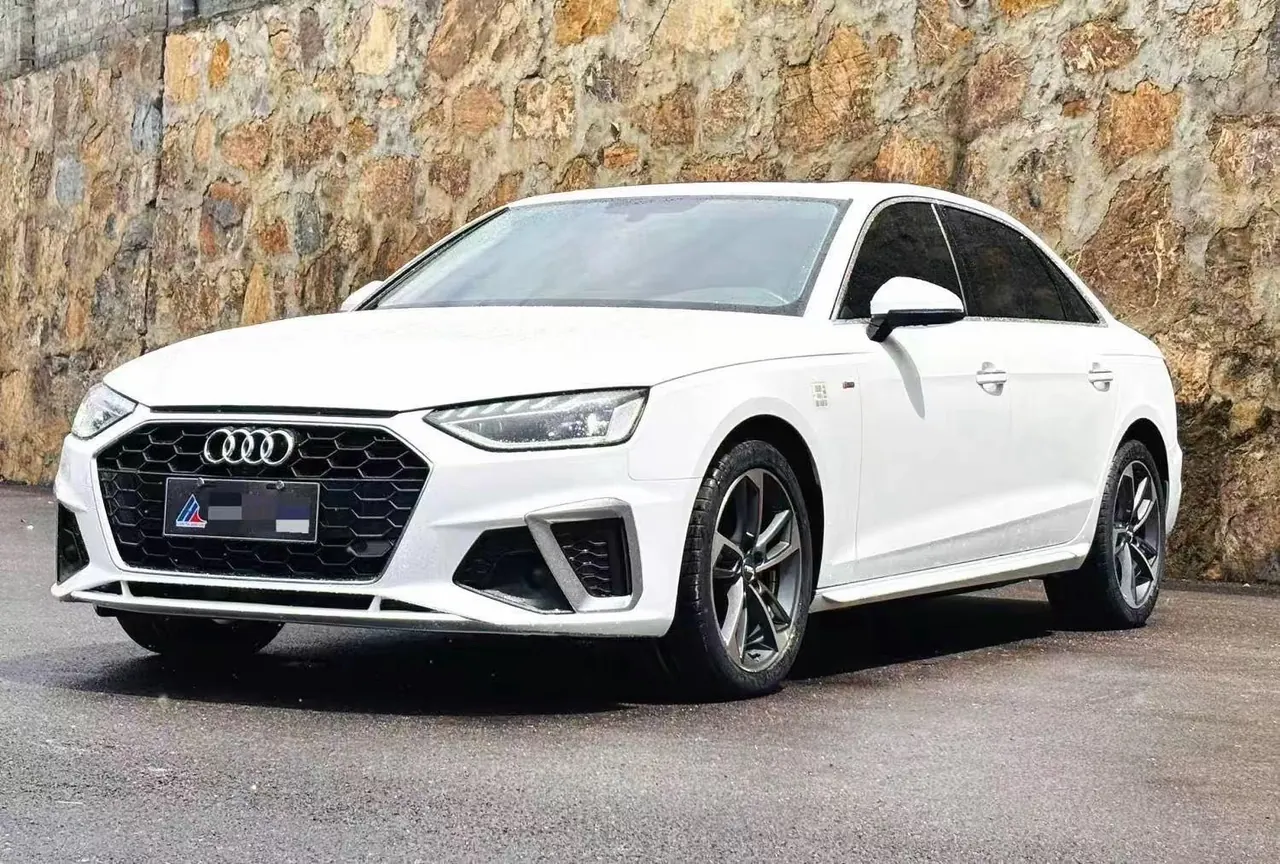 Open image lightbox: Audi 2020 A4L 2.0TFSI 40TFSI Fashion Dynamic Automatic
