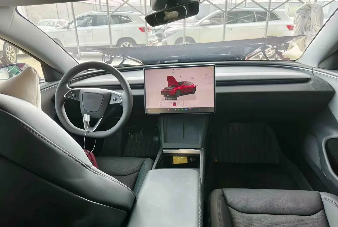 Tesla 2025 Model 3 Rear-Wheel-Drive Edition (facelift) Automatic Transmission 6