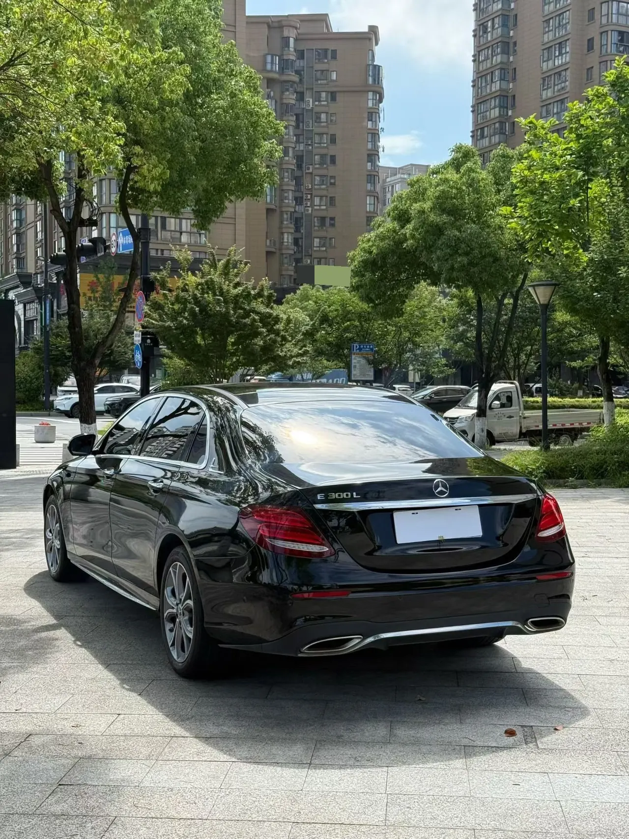Mercedes Benz E Class 2020 E 300 L 2.0T Sports Luxury Automatic Gear 7