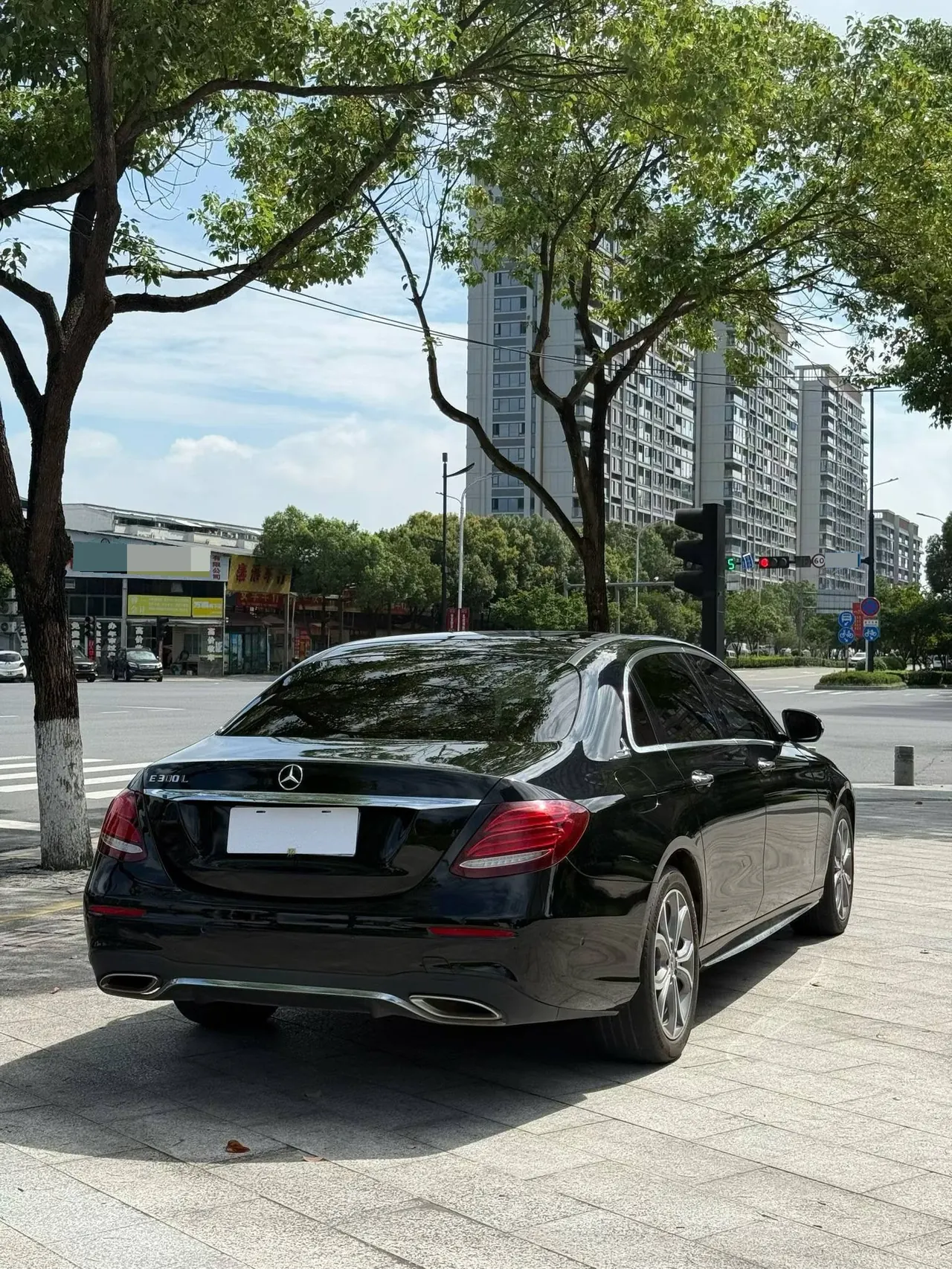 Mercedes Benz E Class 2020 E 300 L 2.0T Sports Luxury Automatic Gear 9
