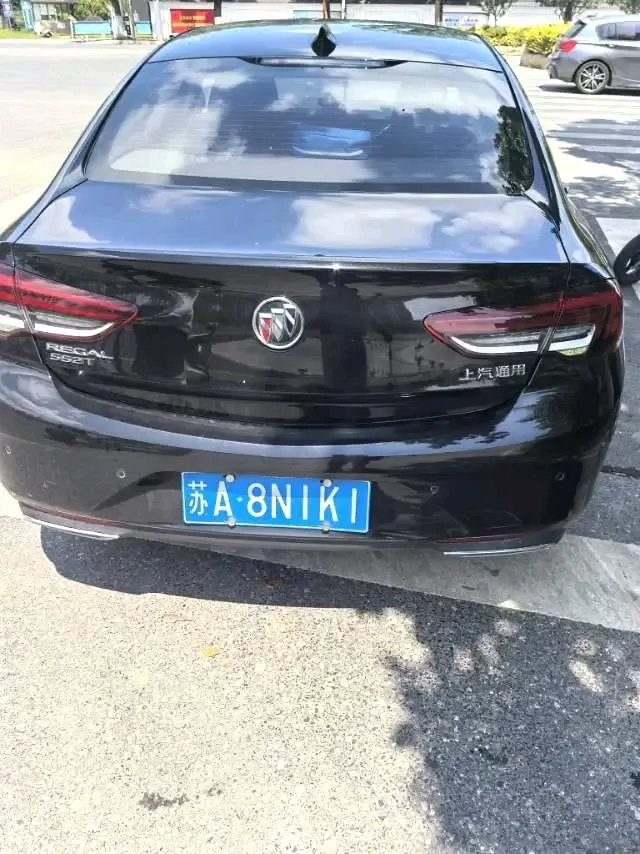 Buick 2020 Regal 1.5T 552T Elite Automatic Gear 6