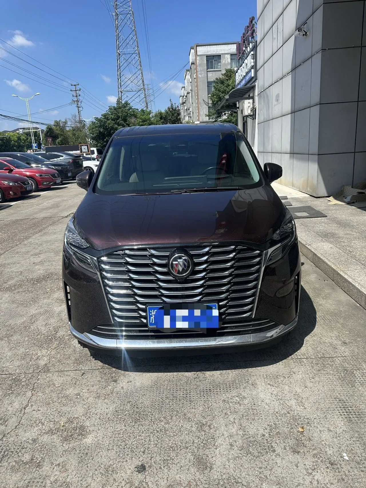 Buick 2022 GL8 Avenir 48V 2.0T Six-seat Hyun Edition Automatic Gear 2