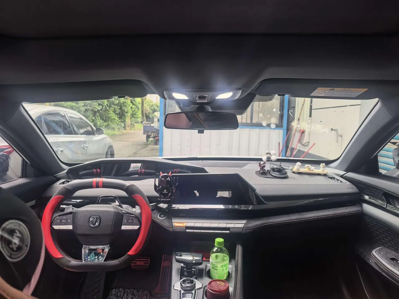 ChangAn 2024 UNI-V 1.5T Distinguished Sports Automatic 4