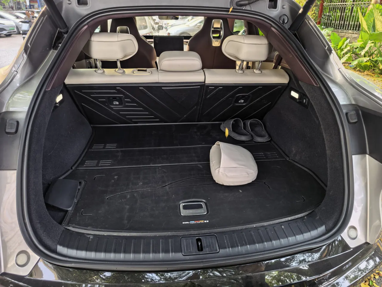 MI 2025 YU7 Long Endurance Rear Drive Automatic Gear 6
