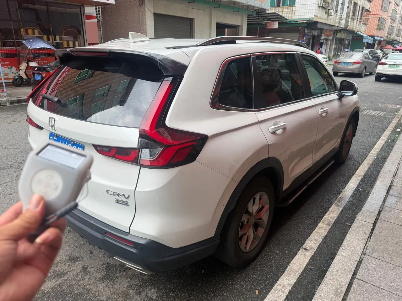 Honda 2024 CR-V 1.5T Stepless 240TURBO Two-Drive Front Edition 7-seat Automatic Gear 4