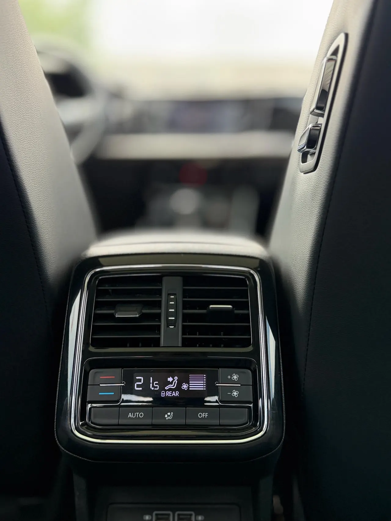 Volkswagen 2020 Passat 2.0TSI 330TSI Elite Edition Automatic 10