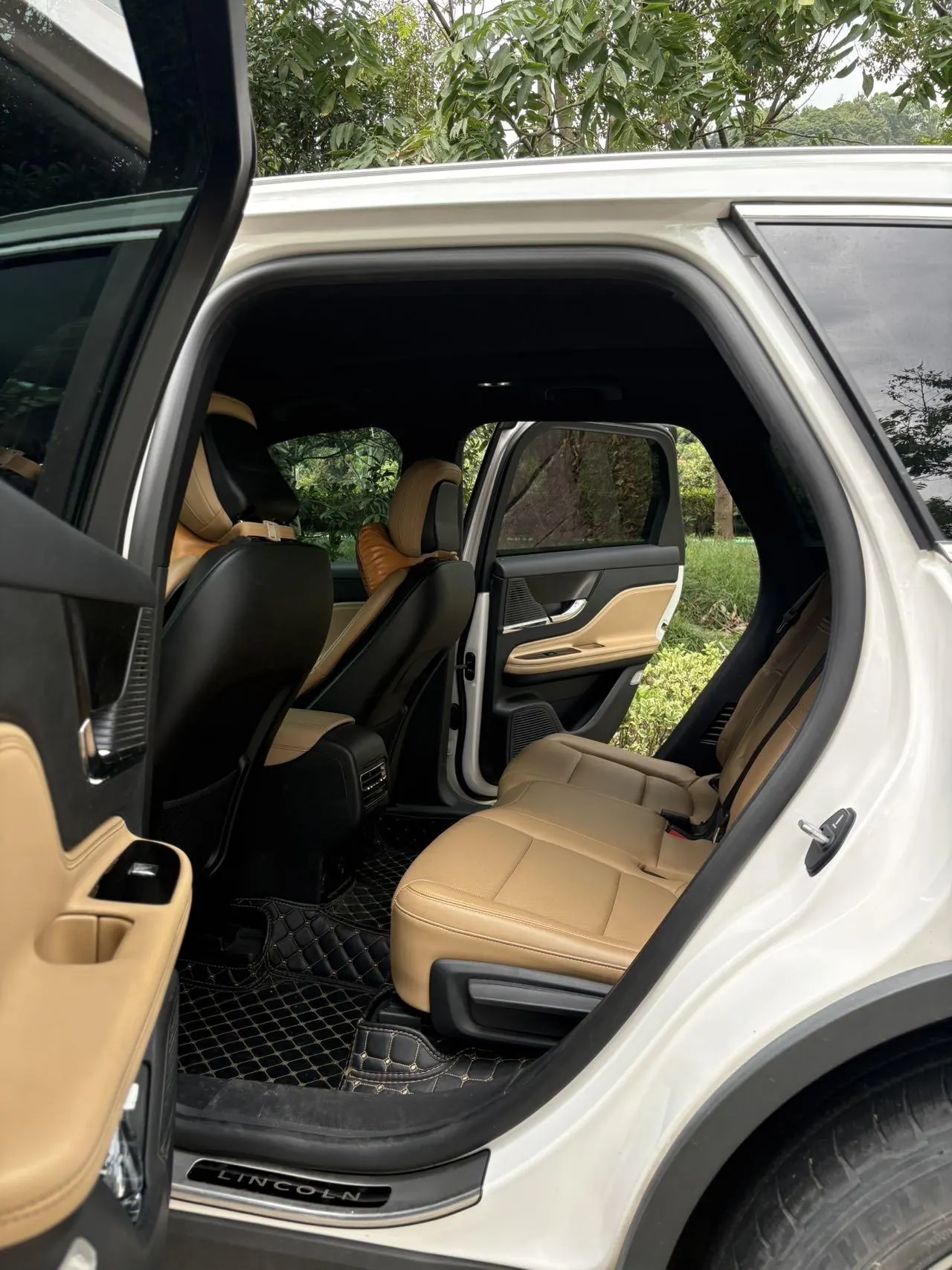 Lincoln 2020 adventurer 2.0T two-wheel drive elegant version of automatic gear 11
