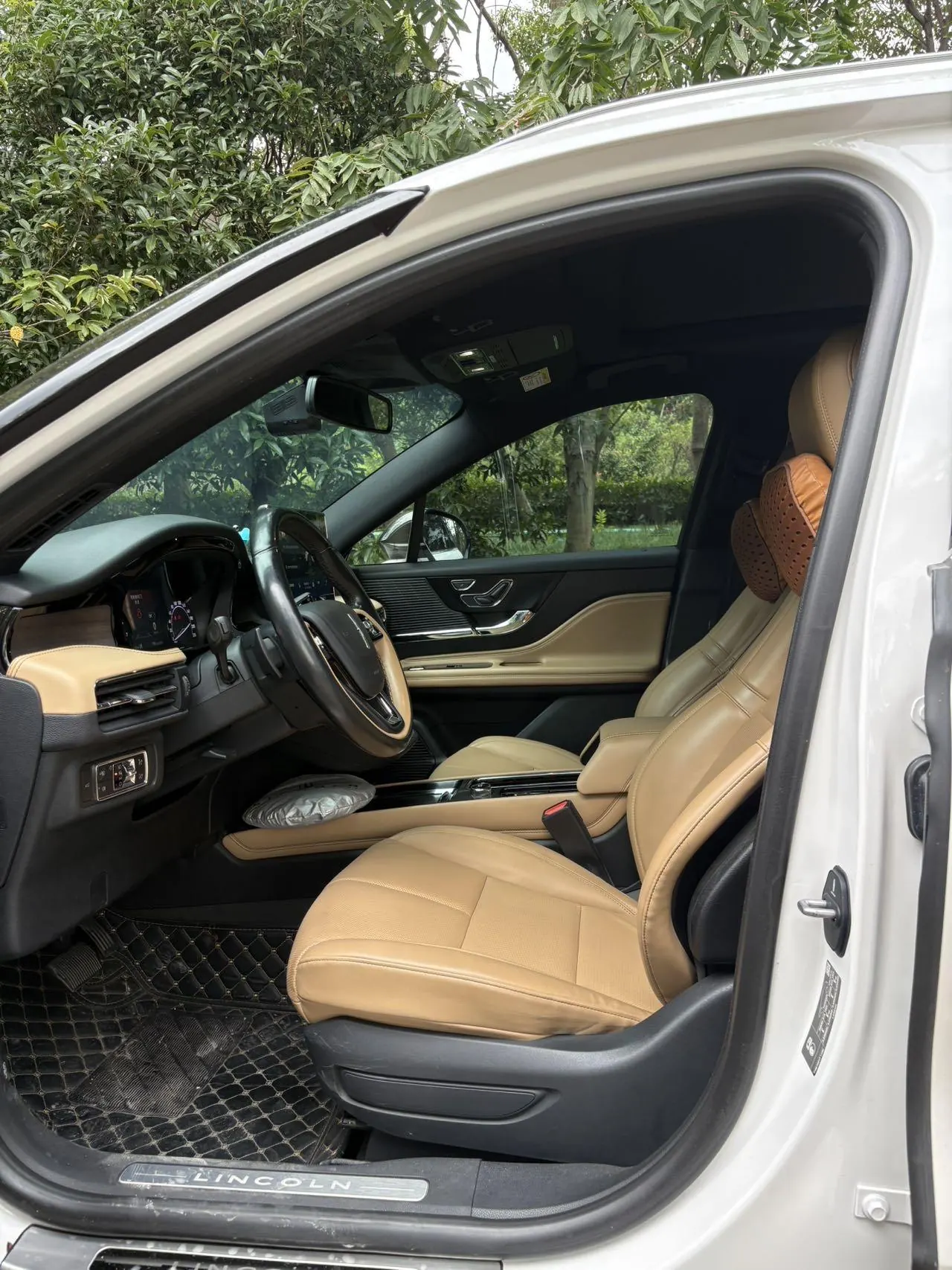 Lincoln 2020 adventurer 2.0T two-wheel drive elegant version of automatic gear 12