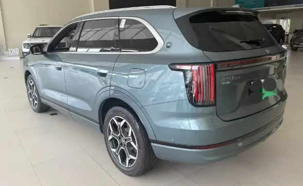 Jetour 2025 Shanhai L7 PLUS 1.5T 220km Flagship 7-seat Automatic Gear 3