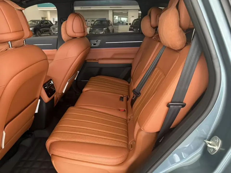 Jetour 2025 Shanhai L7 PLUS 1.5T 220km Flagship 7-seat Automatic Gear 5