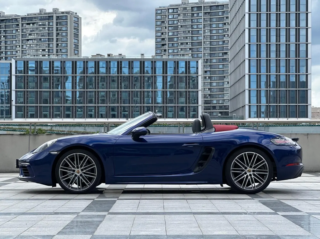 Porsche 718 (Imported) 2020 718 Boxer 2.0T Automatic 5