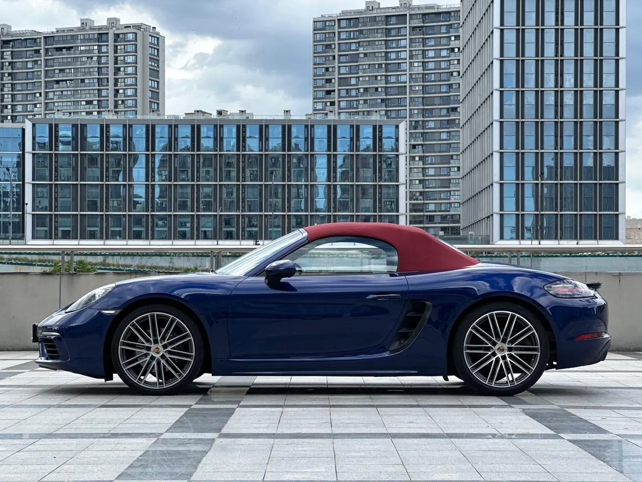 Porsche 718 (Imported) 2020 718 Boxer 2.0T Automatic 6