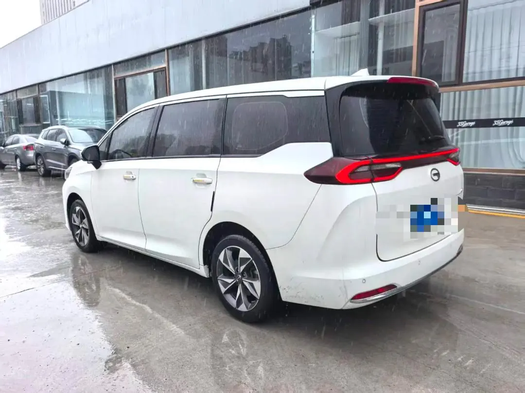 Chuanqi 2021 M6 1.5T 270T Premium Edition 7-seat Automatic Gear 2