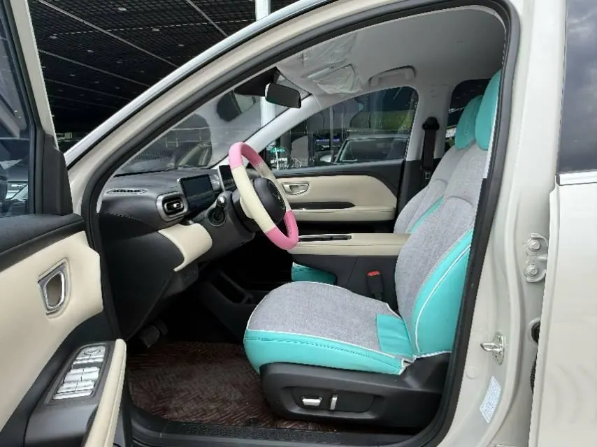 WuLing 2024 Plantronics PLUS 330km Five-seat Edition Automatic Gear 4