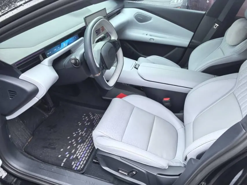 LYNK&amp;CO 2025 LYNK&amp;CO Z10 95kWh 806km rear drive smart drive Max automatic gear 2