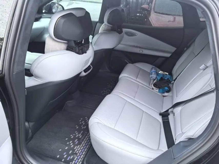 LYNK&amp;CO 2025 LYNK&amp;CO Z10 95kWh 806km rear drive smart drive Max automatic gear 3