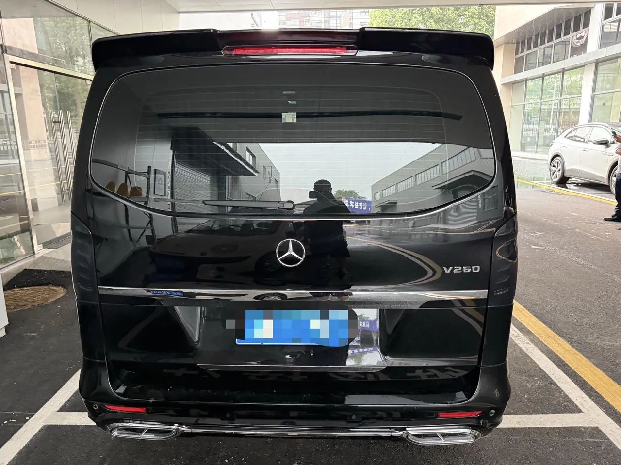 Mercedes Benz 2021 Vito 2.0T Elite Edition 7-seat Automatic Gear 5