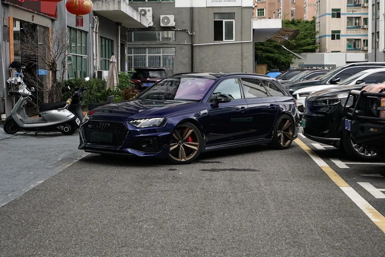 Open image lightbox: Audi RS4 (imported) 2020 RS4 Avant 2.9TFSI automatic gear
