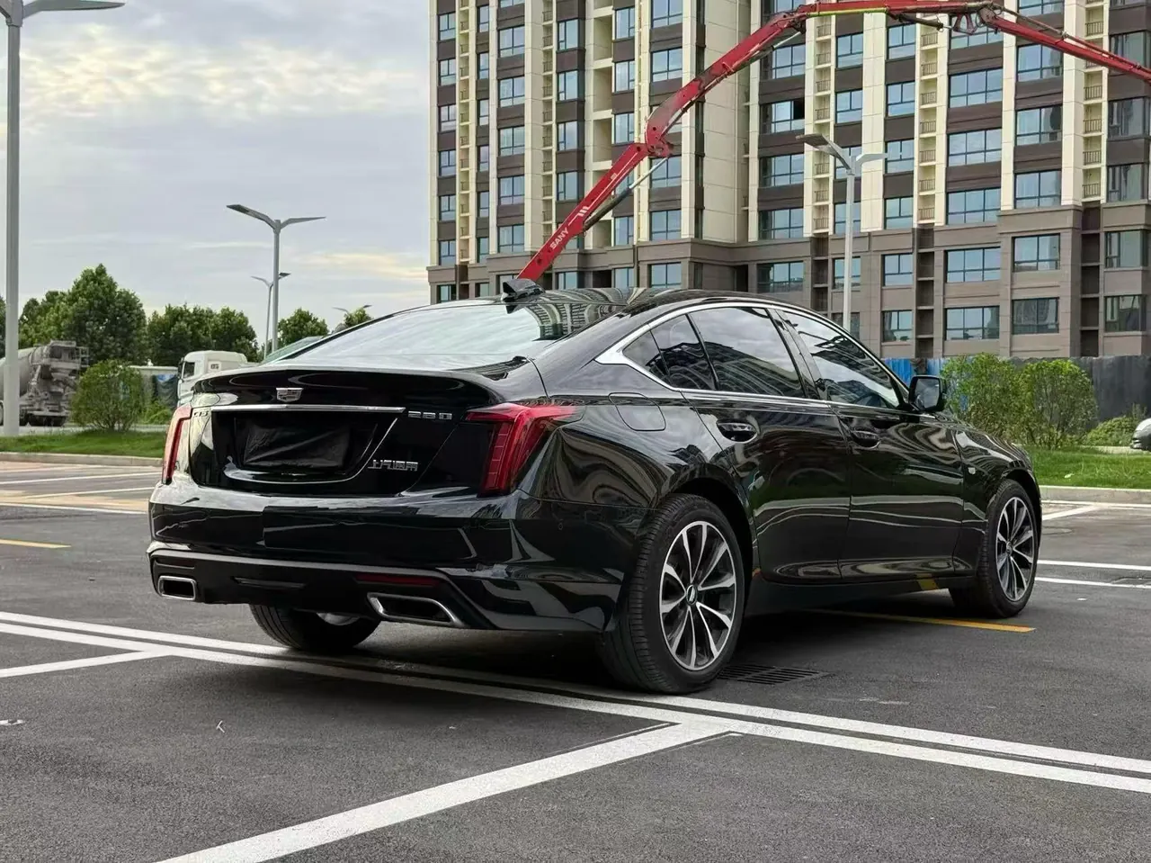 Cadillac 2025 CT5 2.0T 28T City Sports Edition Automatic Gear 9