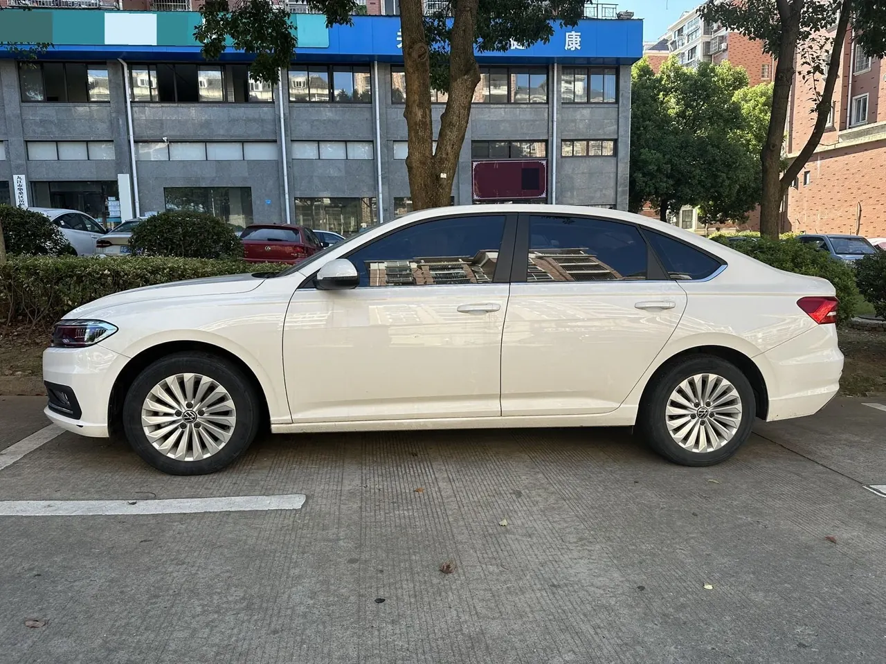 Volkswagen 2021 Lavida 1.5 Comfort Edition Automatic Gear 2