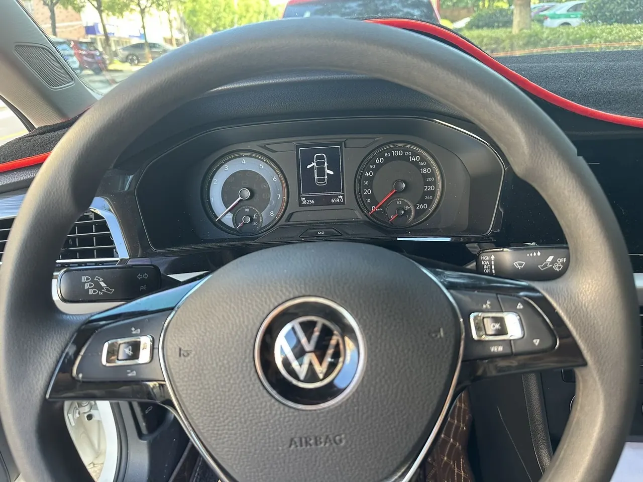 Volkswagen 2021 Lavida 1.5 Comfort Edition Automatic Gear 4