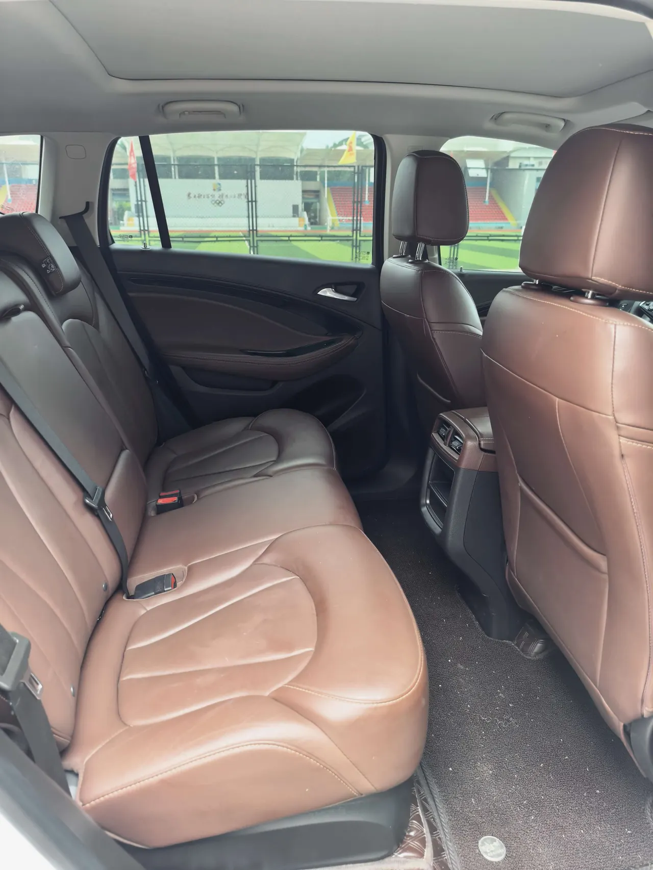 Buick 2021 Angkewei 1.5T 532T Two-Drive Elite Automatic Gear 9