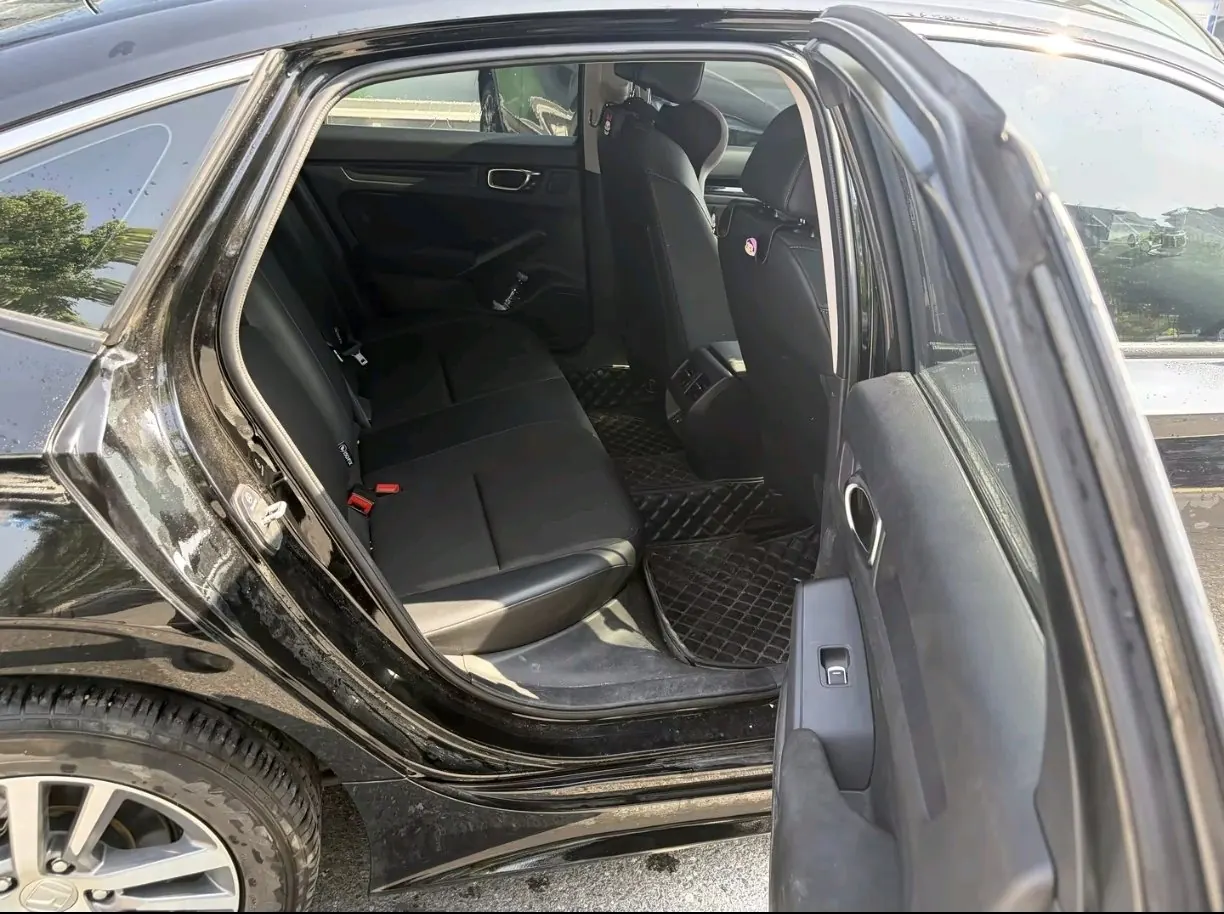 Honda 2025 Civic 1.5T Stepless 240TURBO Zhiqu Plus Automatic Gear 5
