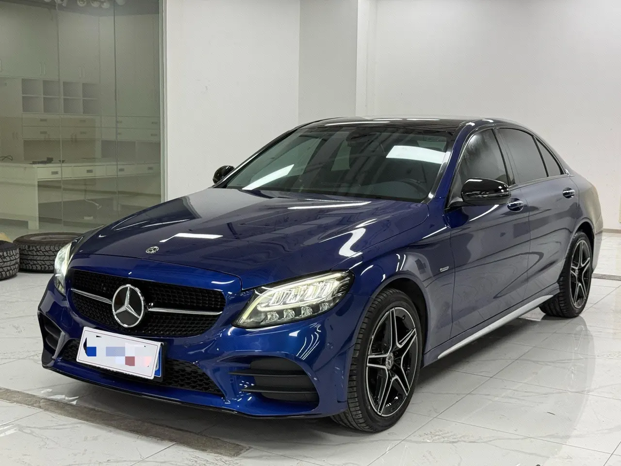 打开图片灯箱:Mercedes Benz Class C 2021 C 260 L 48V 1.5T Sports Star Yao Zhen Tibetan Edition Automatic Gear