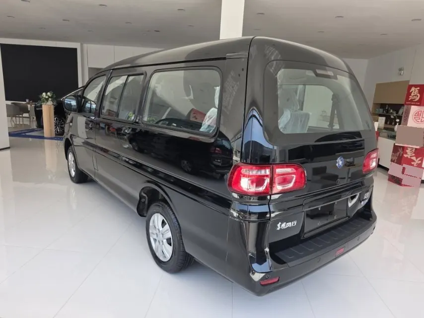 Forthing Lingzhi M5 New Energy 2025 Lingzhi EV 420km City Transport Edition 7-seat Automatic Gear 8