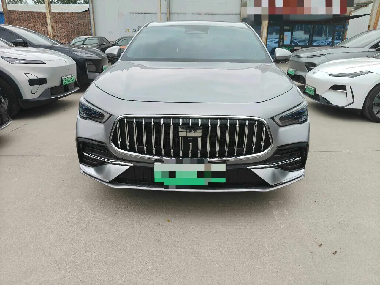 Geely Galaxy 2026 star shine 7 EM-i 1.5 220km four-wheel drive star shine version automatic gear 2